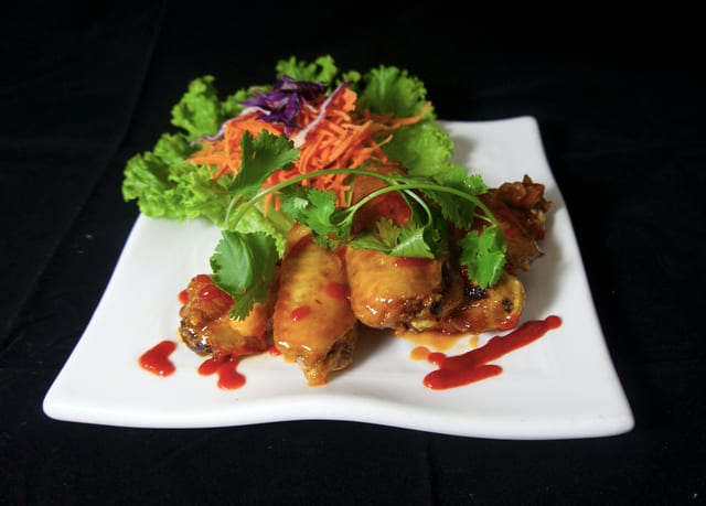 10. Sriracha Spicy Chicken Wings.